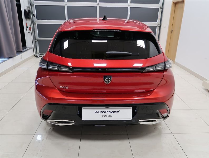 Peugeot 308 1,2 ALLURE PureTech 130 AUT - fotka 5 z 29