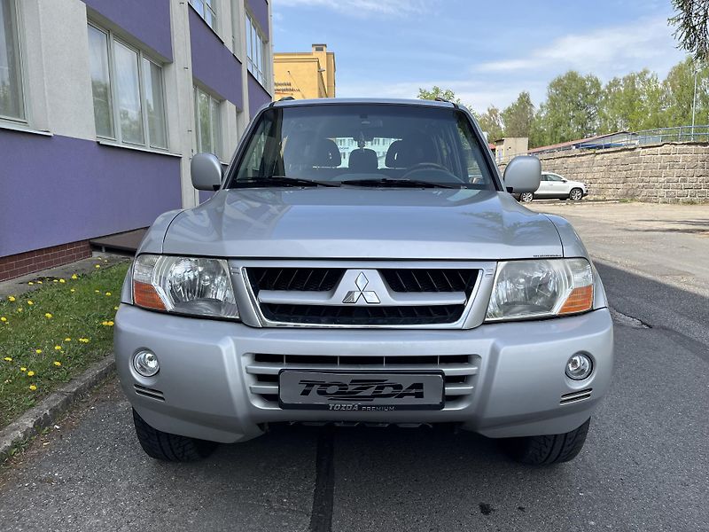 Mitsubishi Pajero 3.2 DID bez koroze - fotka 7 z 33