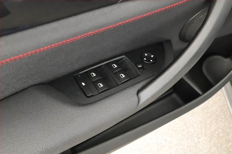 BMW X1 (2015) xDrive18d, 4X4, Automat - fotka 9 z 16
