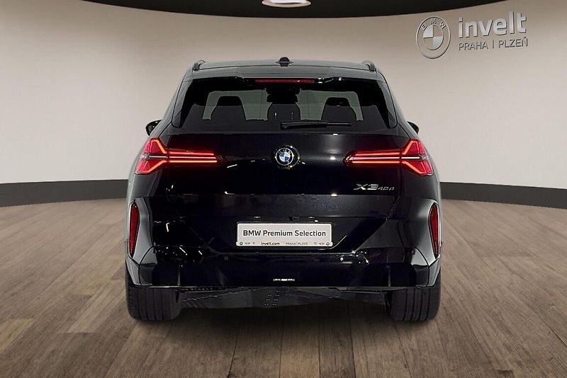 BMW X3 xDrive40d - fotka 4 z 27
