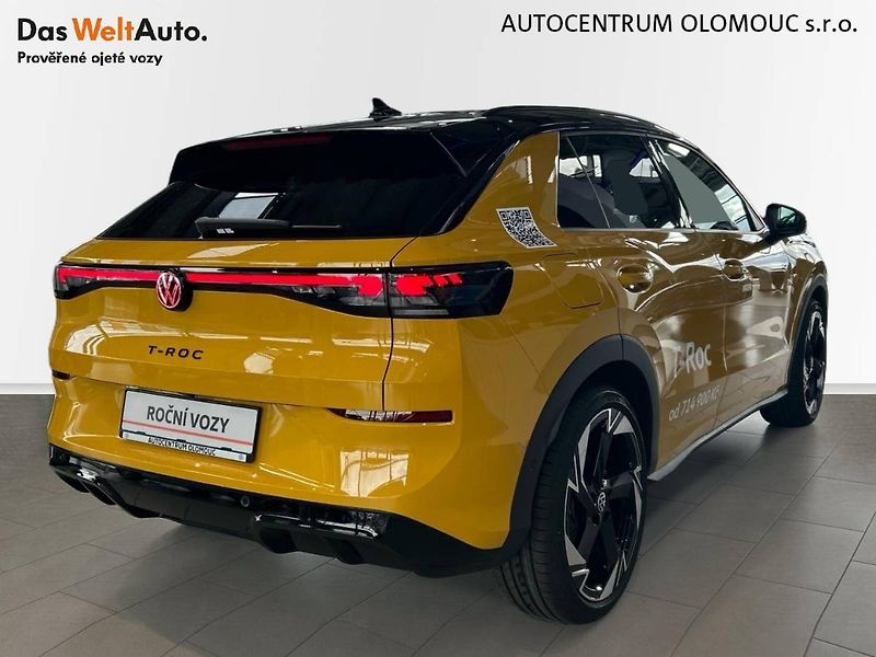 Volkswagen T-Roc (2026) 1,5 eTSI 7DSG R-Line - fotka 2 z 35