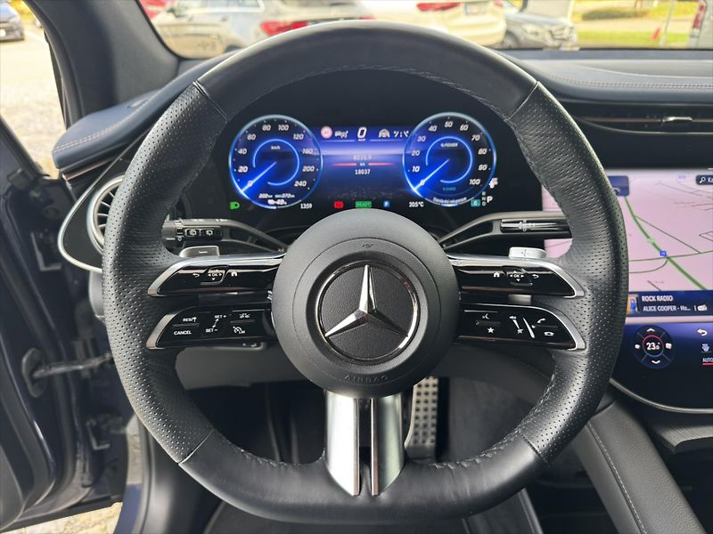 Mercedes-Benz EQE 500 4MATIC SUV - fotka 8 z 36