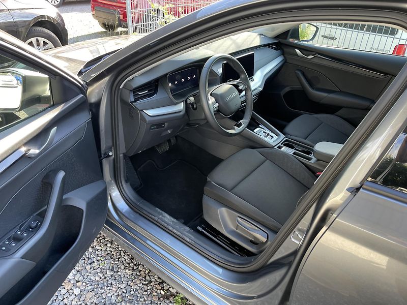 Škoda Octavia 1,5 TSi DSG  - fotka 11 z 20
