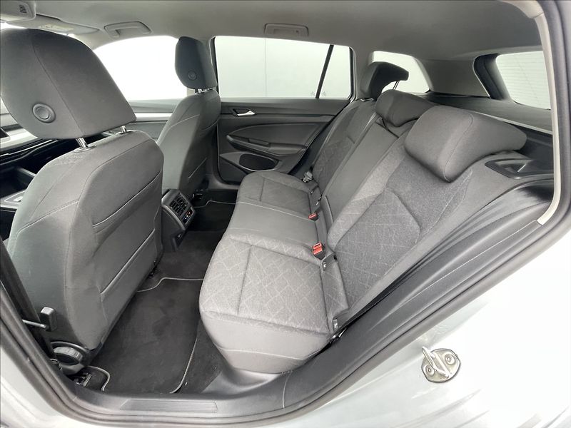 Volkswagen Golf Variant 1,5 TSI DSG Life KESSY+KAMERA - fotka 15 z 23