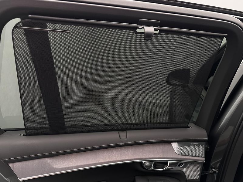 Volvo XC90 (2026) T8 AWD RECHARGE DARK PLUS 7m - fotka 20 z 27