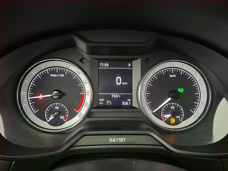 Škoda Octavia (2017) Style 2.0 TDI, Automat, ČR - fotka 11 z 19