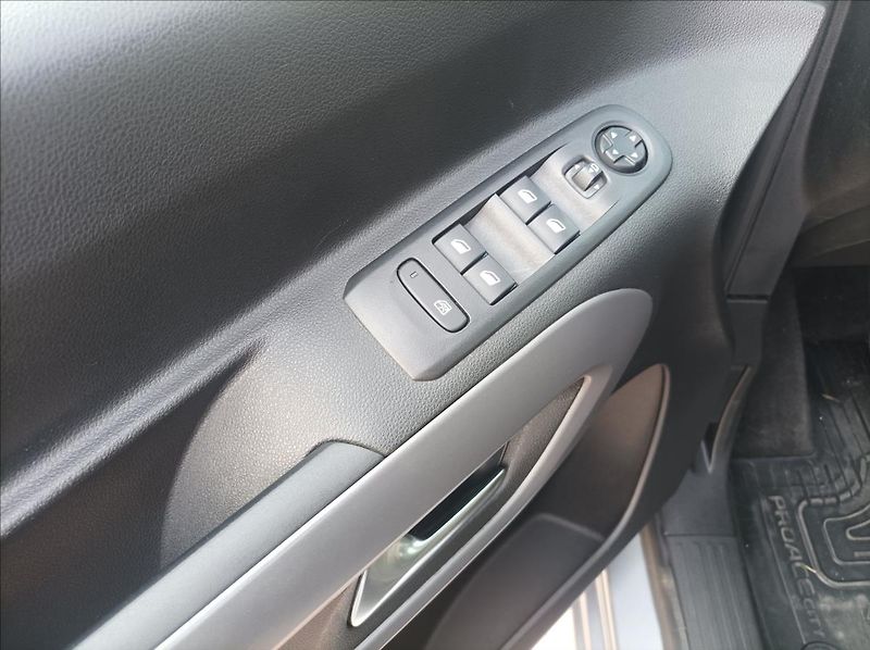 Toyota ProAce City Verso 1,2 6 MT WG Family - fotka 11 z 18