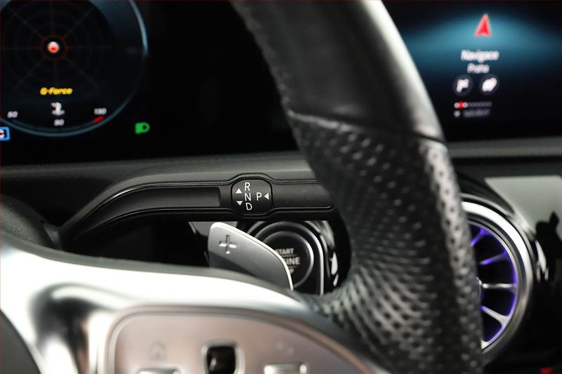 Mercedes-Benz CLA (2022) AMG Paket 200 d - fotka 10 z 21