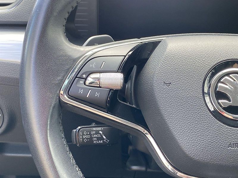 Škoda Superb (2022) Combi 2.0 TDI DSG Ambition - fotka 17 z 32