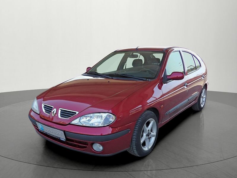 Renault Mégane 1.6i 16v 79kW Klima Alu - fotka 1 z 28