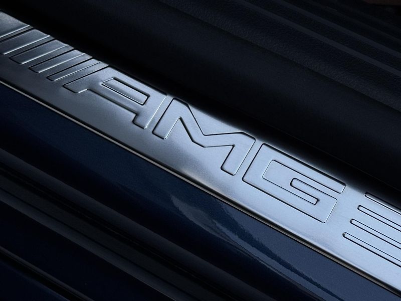 Mercedes-Benz Třídy A (2021) AMG 45 4MATIC+, MULTIBEAM  - fotka 50 z 56