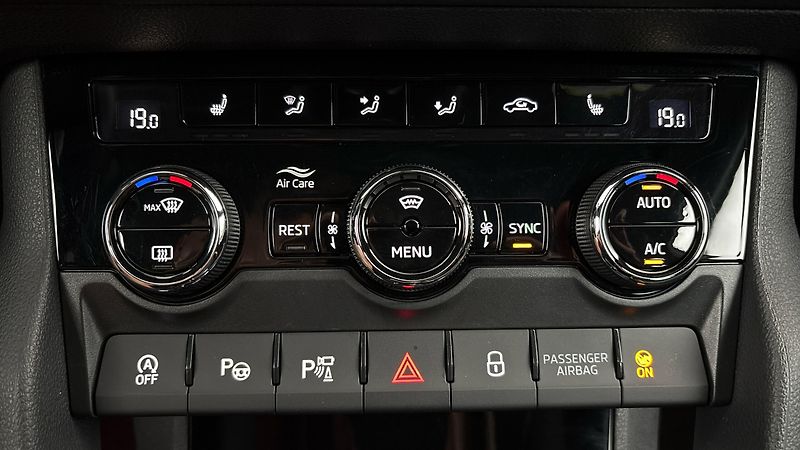 Škoda Kodiaq 2.0 TDI DSG 4x4 Sportline - fotka 13 z 31