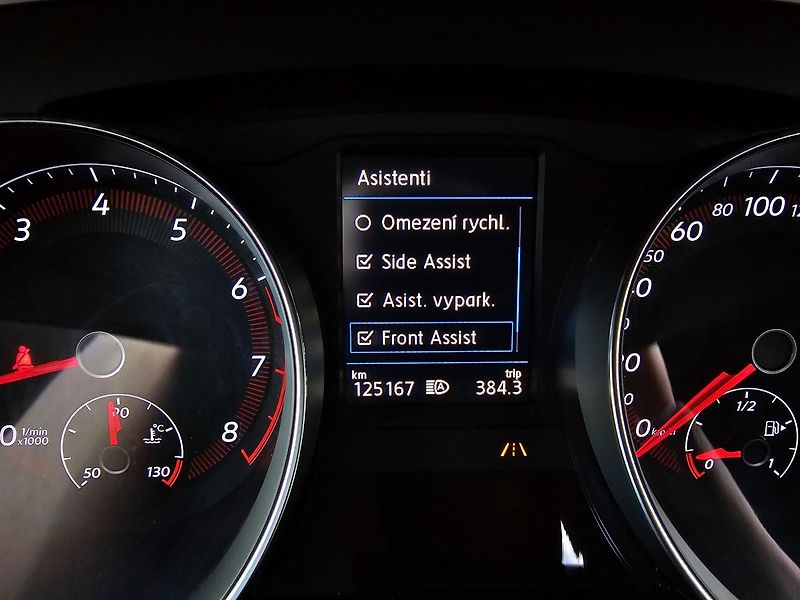 Volkswagen Arteon R-LINE 200kW KŮŽE NAVI KAMERA - fotka 17 z 49