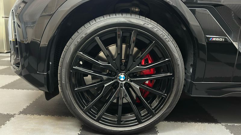 BMW X6 M60i / ZÁRUKA / TAŽNÉ  - fotka 16 z 70