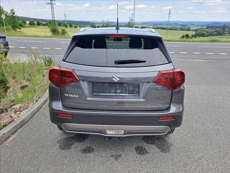 Suzuki Vitara (2025) 1,5 Premium AllGrip 6AGS - fotka 6 z 17