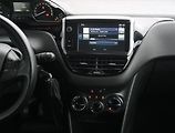 Peugeot 208 (2016) 1.6 BlueHDi, Tempomat - náhled 12