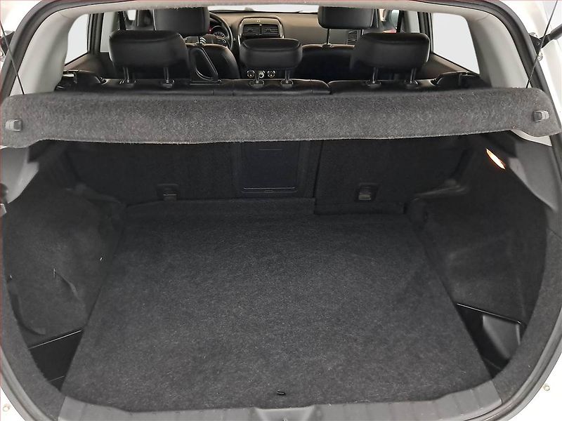 Citroën C4 Aircross (2013) 1.6, Tempomat, Park. senzory - fotka 13 z 14