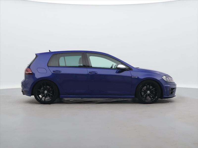 Volkswagen Golf 2,0 TSI R 221kW 4Motion DSG - fotka 8 z 35