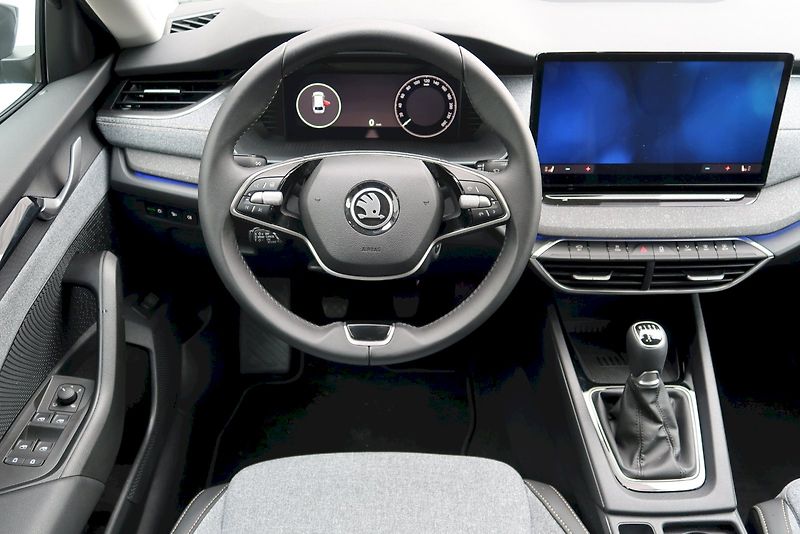 Škoda Octavia (2024) Combi Selection 1,5 TSI/85 kW - fotka 7 z 31