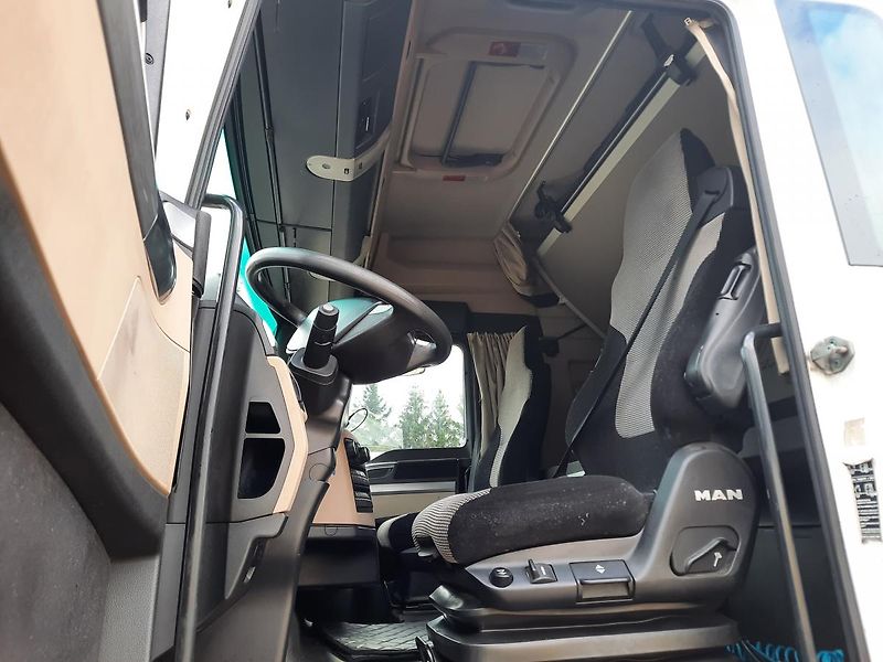 MAN (2017) TGX  18.460 E6   ZADŘENÝ MOTOR - fotka 8 z 13