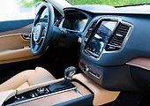 Volvo XC90.