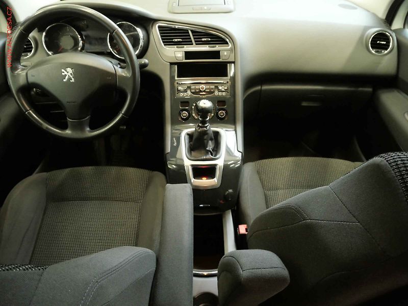 Peugeot 5008 (2015) 2.0HDI, AC, temp - fotka 7 z 18