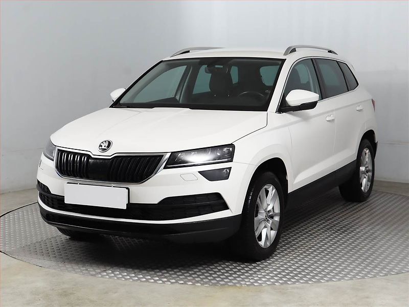 Škoda Karoq (2019) 2.0 TDI - fotka 2 z 22