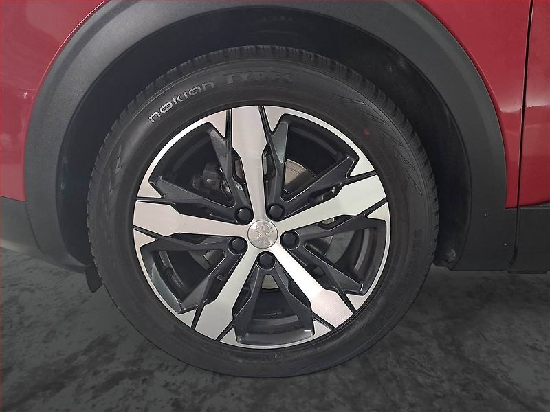 Peugeot 3008 (2018) 1.2 PureTech, Serv.kniha, Kůže - fotka 14 z 16