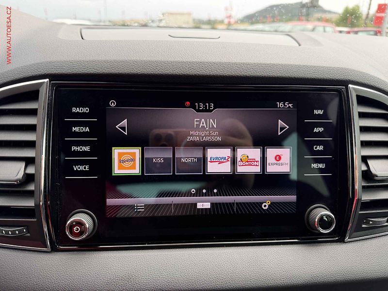Škoda Karoq (2019) 1.6TDi, Ambition,DSG, navi, - fotka 16 z 17