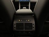 Land Rover Discovery Sport D200 DYNAMIC SE REZERVACE - náhled 29