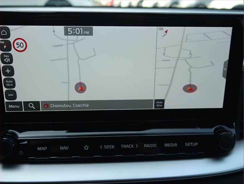 Kia Ceed (2023) Top 1.5 T-GDI - fotka 13 z 16