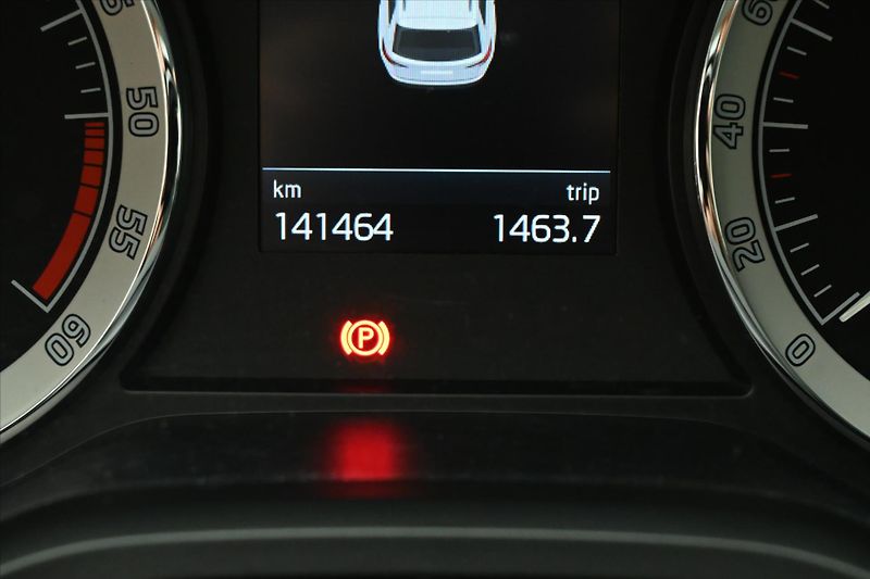 Škoda Kodiaq 2,0 TDI 147 KW DSG 4X4 TAŽNÉ Z - fotka 17 z 35