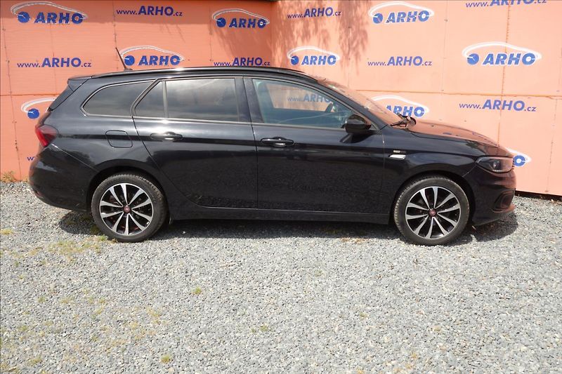 Fiat Tipo 1,4 T-JET 88KW, ČR, SERVIS.KN. - fotka 8 z 38
