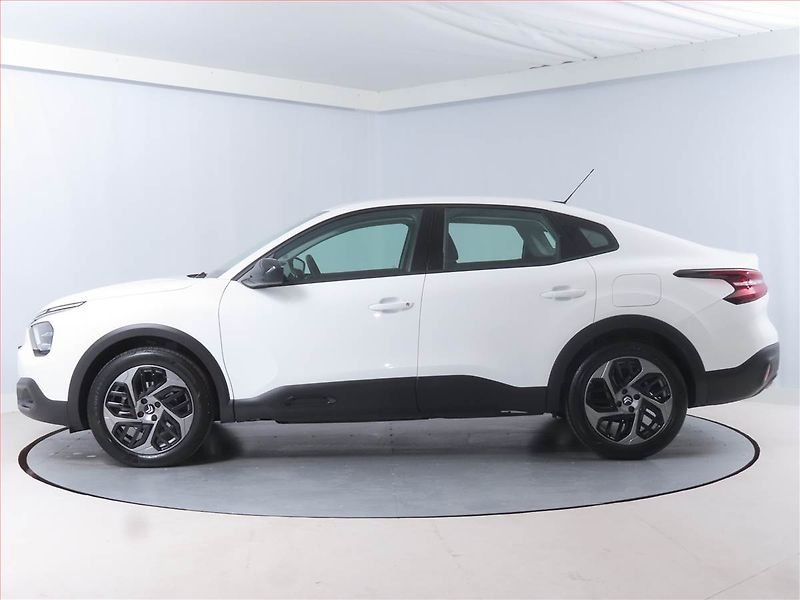 Citroën C4 X (2023) Feel Pack 1.2 PureTech - fotka 3 z 15