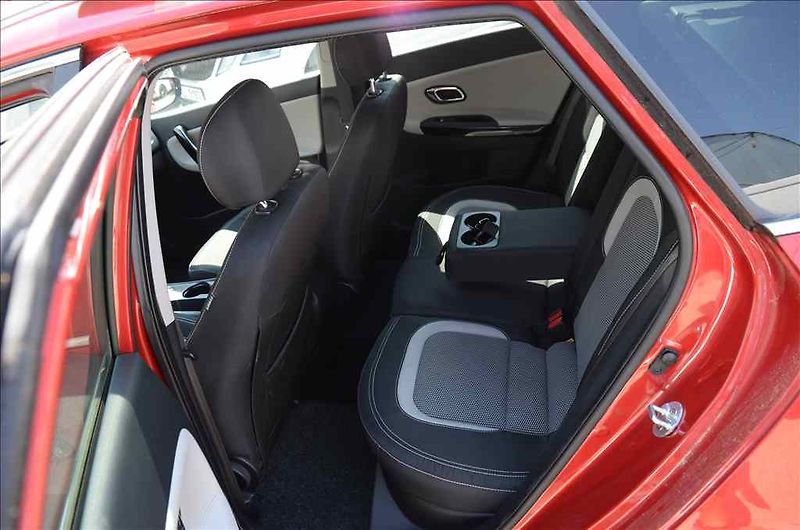 Kia Ceed (2018) 1,6 SW - fotka 20 z 24
