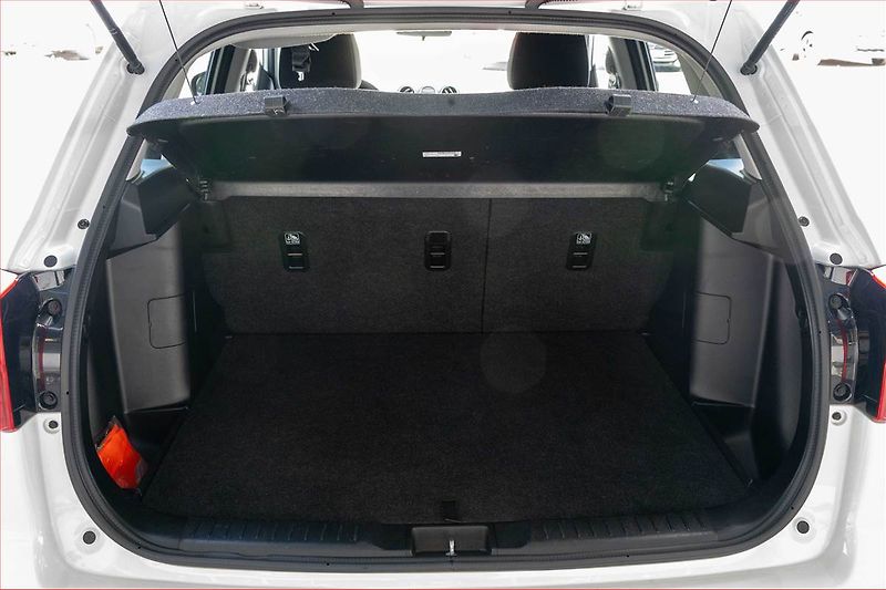Suzuki Vitara (2021) Premium 1.4 BoosterJet - fotka 14 z 18