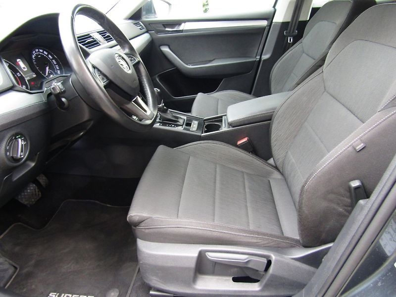 Škoda Superb (2018) 1.6 TDI 88kW DSG - fotka 19 z 38