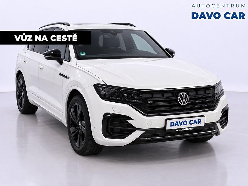 Volkswagen Touareg 3,0 TDI 210kW 4M Aut. R-Line D - fotka 4 z 12