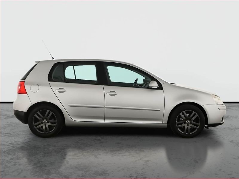 Volkswagen Golf (2007) 1.6, Park. senzory - fotka 6 z 13