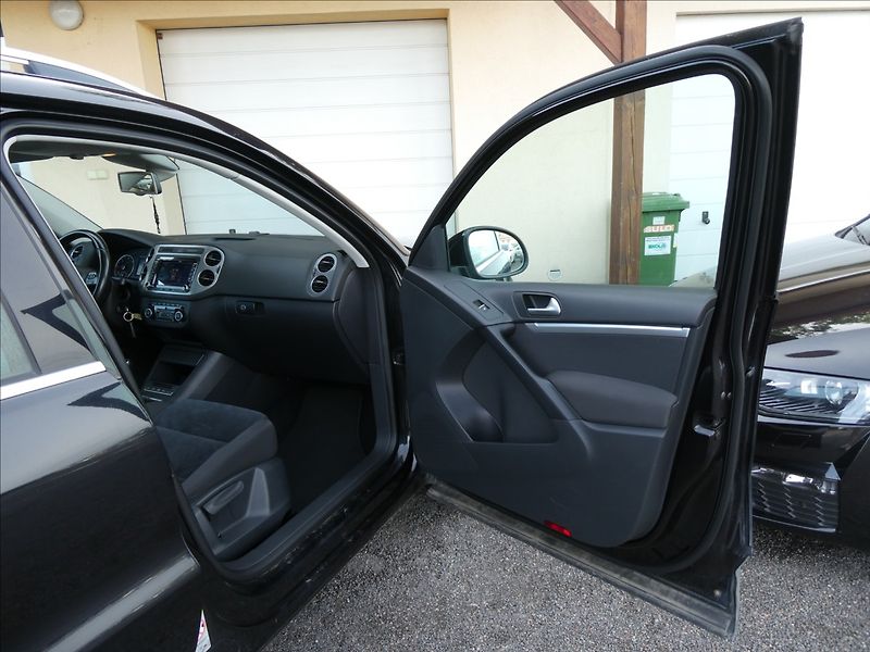 Volkswagen Tiguan 2,0 TDi 130kW 4MOTION, závěs - fotka 28 z 43