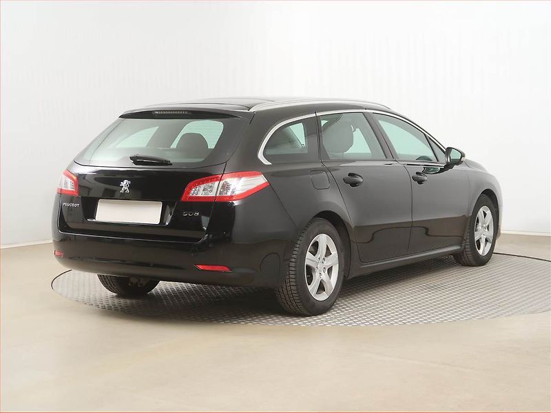 Peugeot 508 (2015) 2.0 BlueHDi, Navi, Tempomat - fotka 5 z 21