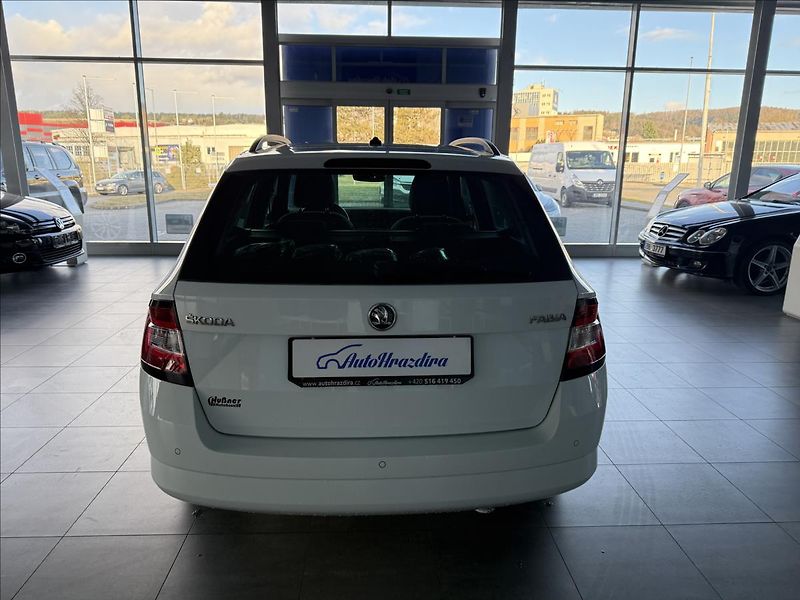 Škoda Fabia 1,2   TSI 81kW,SERVISKA - fotka 5 z 24