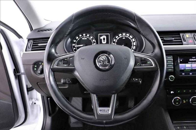 Škoda Octavia Scout 2.0 TDI 4x4 – automat