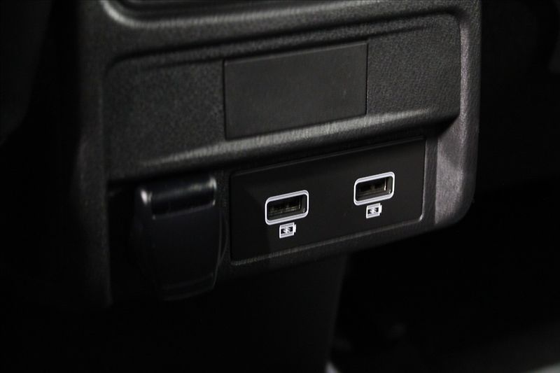 Renault Arkana 1,6 E-TECH Engeneering - fotka 33 z 42