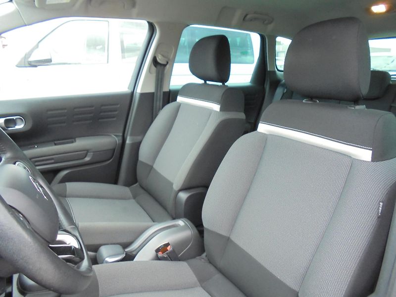 Citroën C3 Aircross (2020) 1.5 HDI- AUTOMAT- NAVIGACE- ČR - fotka 10 z 11