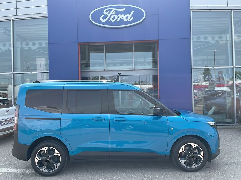 Ford Tourneo Courier Titanium, Tourneo, 43 kWh Elek - fotka 7 z 24