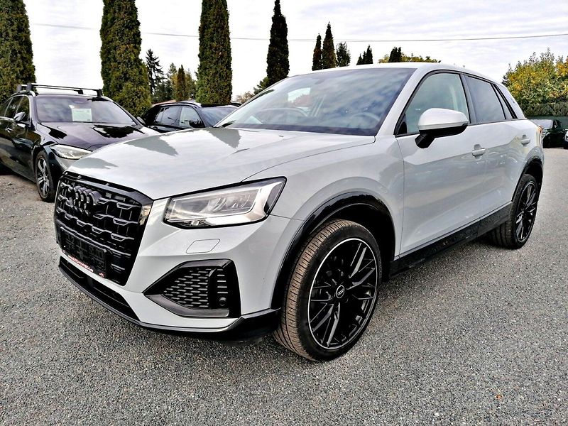Audi Q2 (2021) 1.5 35 TFSi S-Tronic S-Line - fotka 2 z 28
