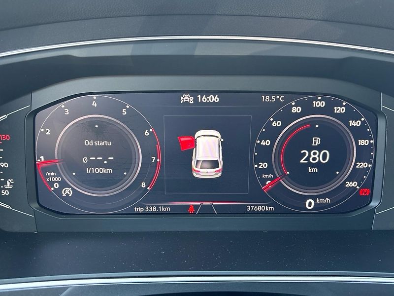 Volkswagen Tiguan Allspace (2022) 1.5 TSI, 110kw - fotka 11 z 23