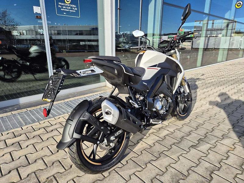 Keeway RKF 125i (2025) VÝPRODEJ EURO5 - fotka 4 z 17
