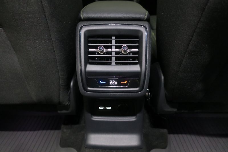 Škoda Kodiaq (2024) SELECTION 142kW 4X4 7M Nez.To. - fotka 43 z 50